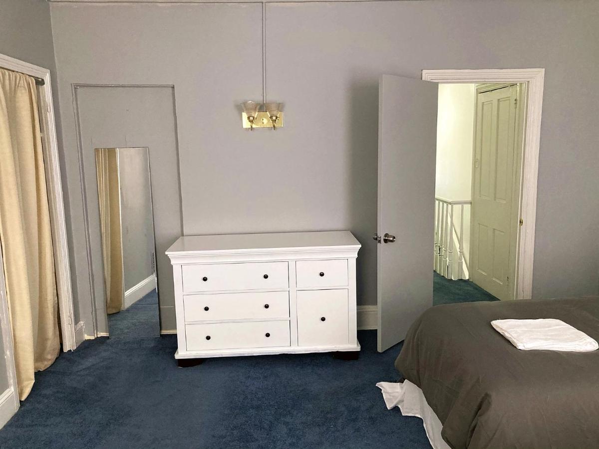 Oui On Ludlow - Entire House And Private Rooms In University City ฟิลาเดลเฟีย ภายนอก รูปภาพ